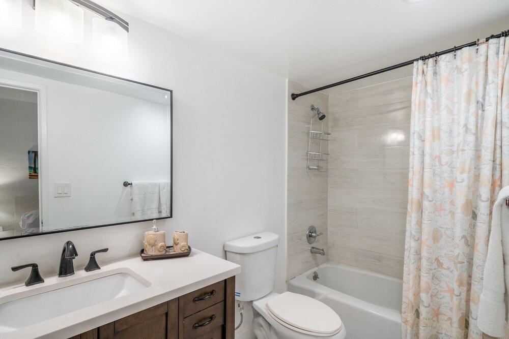 Wonderful 2BR Ocean Reserve-Pool/Tennis- STR2068 by RedAwning