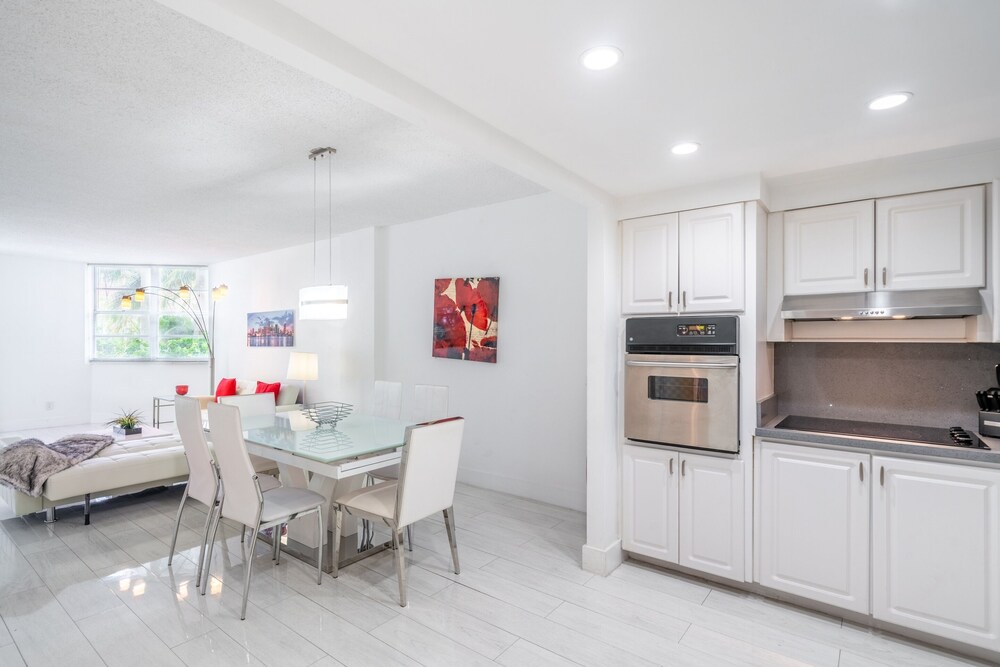 Wonderful 2BR Ocean Reserve-Pool/Tennis- STR2068 by RedAwning