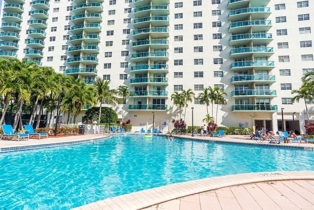 Wonderful 2BR Ocean Reserve-Pool/Tennis- STR2068 by RedAwning
