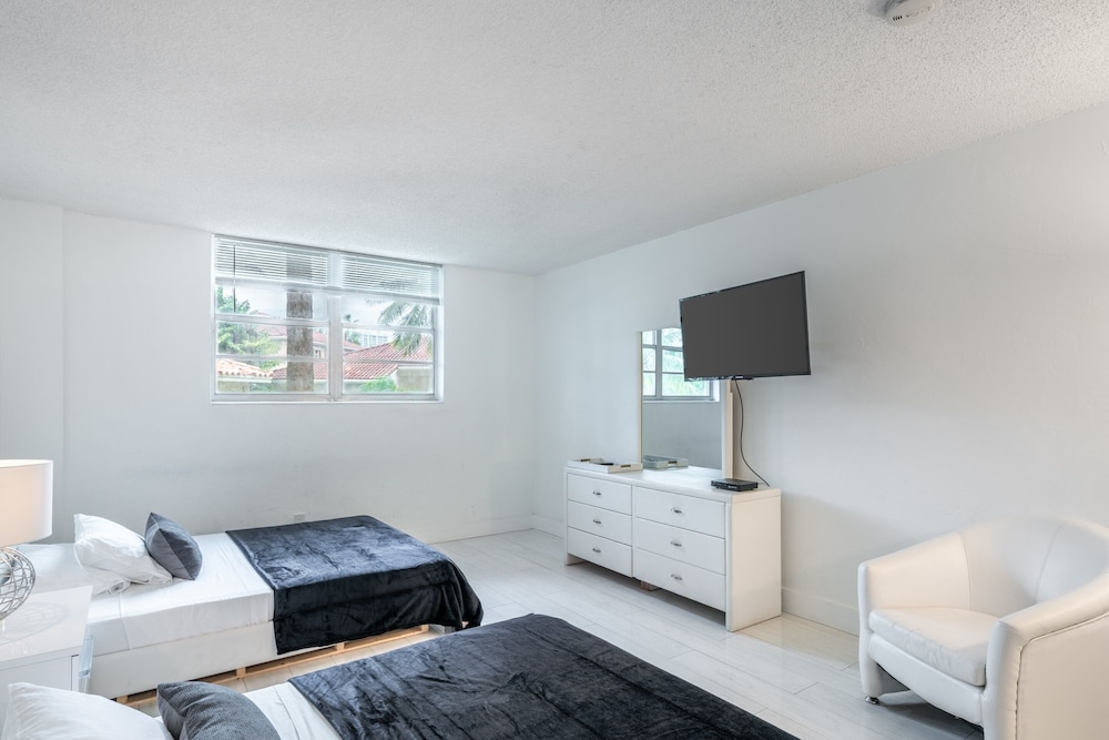 Wonderful 2BR Ocean Reserve-Pool/Tennis- STR2068 by RedAwning