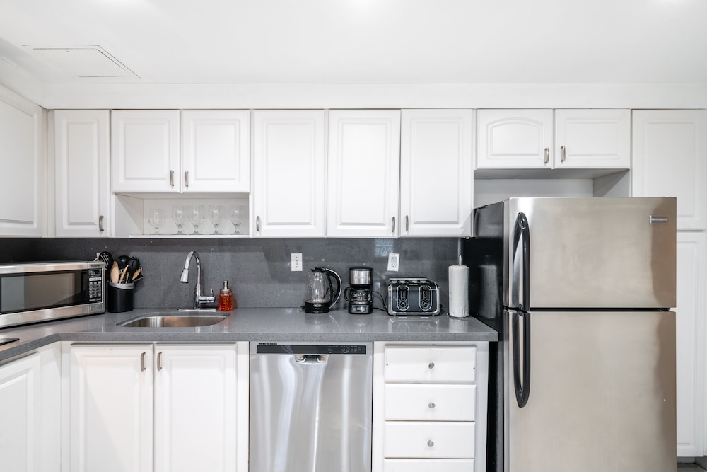 Wonderful 2BR Ocean Reserve-Pool/Tennis- STR2068 by RedAwning