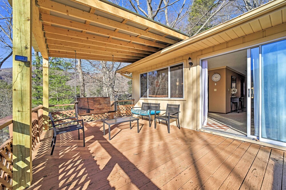 Mountain-View Maggie Valley House w/ Spacious Deck