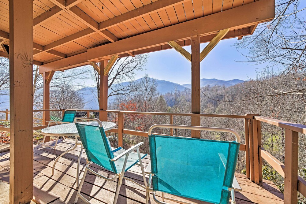 Mountain-View Maggie Valley House w/ Spacious Deck