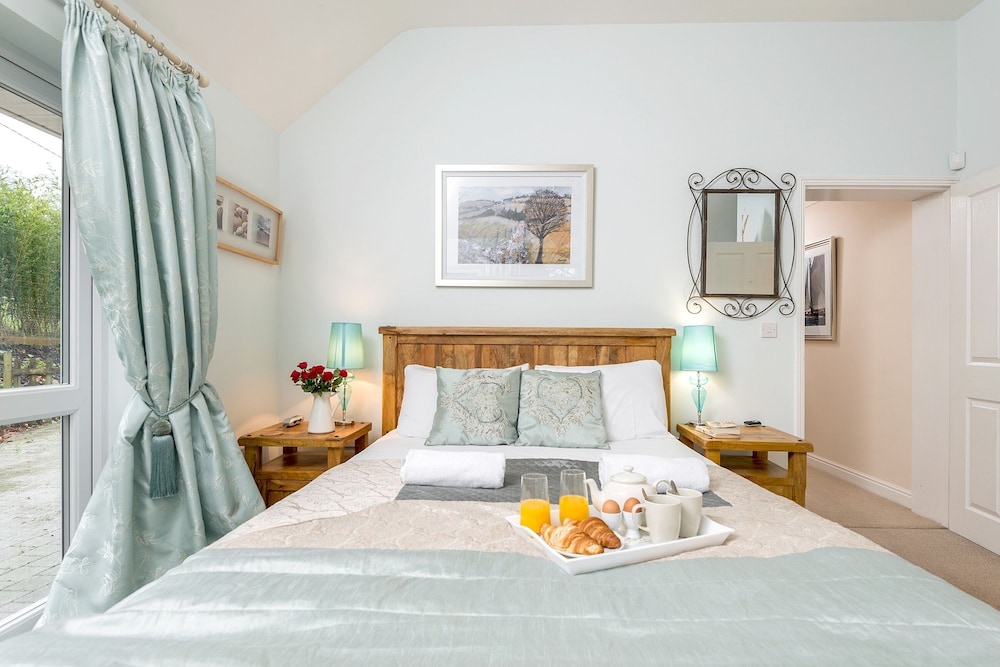 Mews Hill, 5 bedroom New Forest Holiday Cottage Stuckton Vrbo