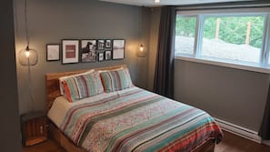 3 bedrooms, WiFi, linens
