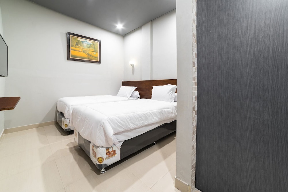 Photo - Glamour Hotel and Spa