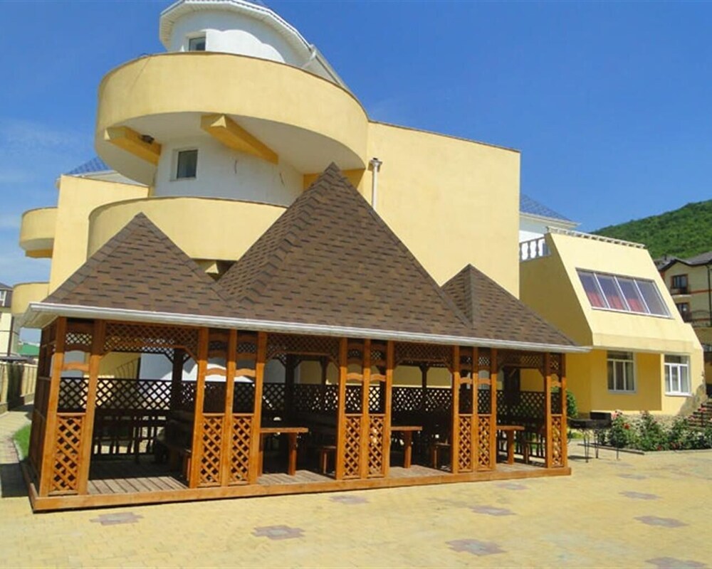 3 Star Hotels