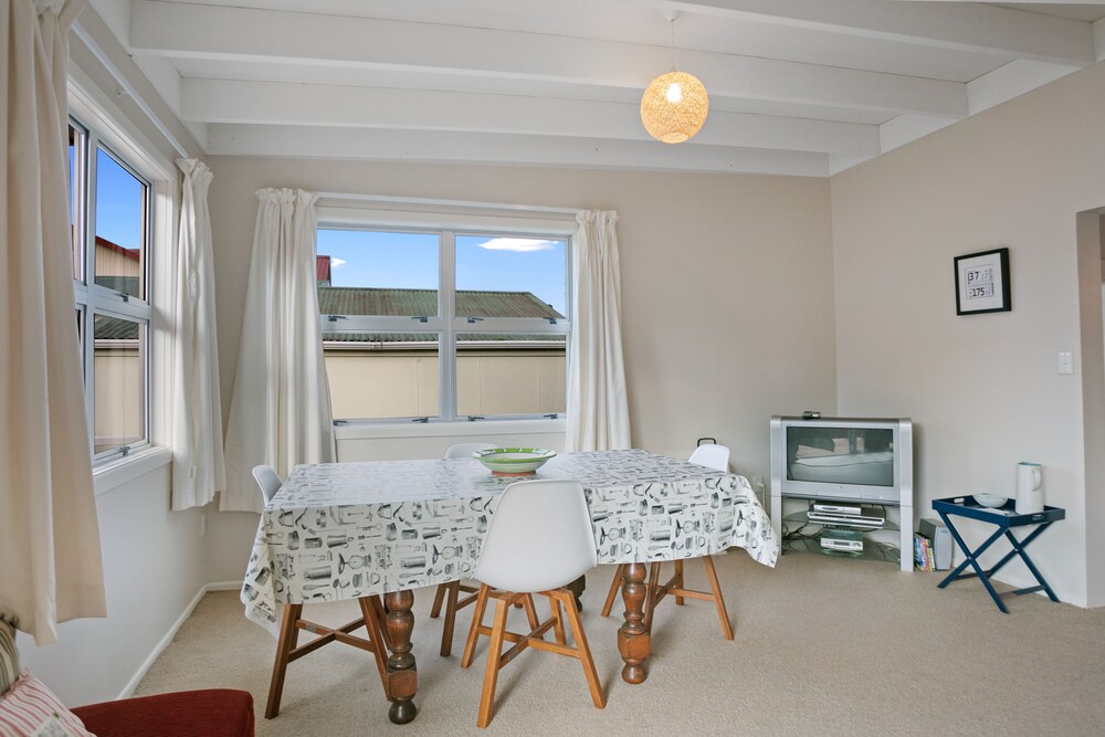 CLARA'S TOGS AND TOWELS WAIHI BACHCARE NZ in Waihi