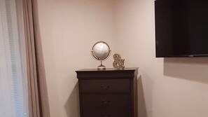 1 bedroom, iron/ironing board, Internet, bed sheets
