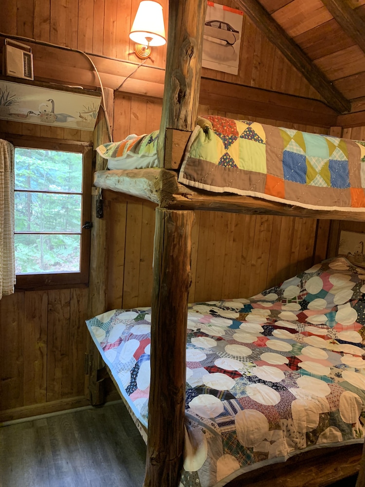 Bailey’s Rustic Lakehouse on beautiful, AllSports Tee Lake in Lewiston, MI. Oscoda County Vrbo