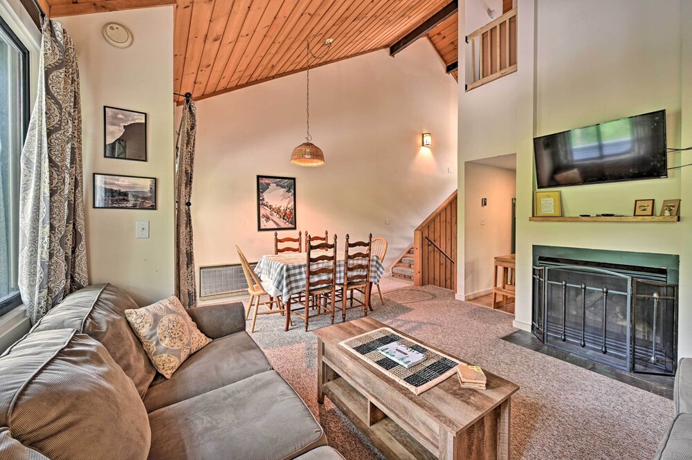 Village of Loon Mtn Condo w/ Fireplace & Balcony!