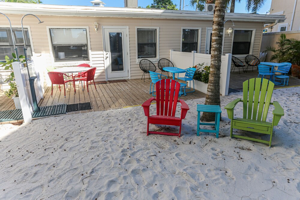 Beach Hugger 2 - Newly remodeled, charming beach front bungalow!