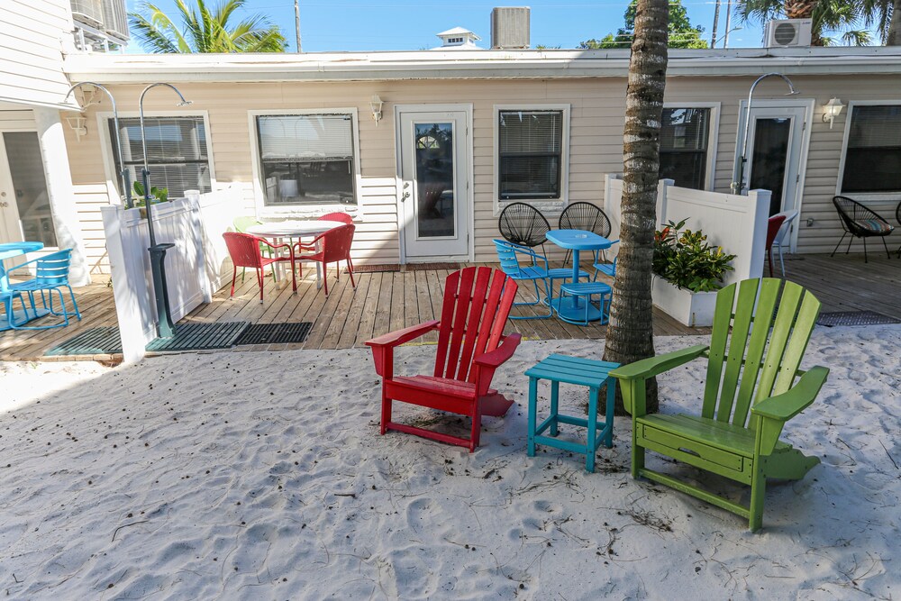 Beach Hugger 2 - Newly remodeled, charming beach front bungalow!