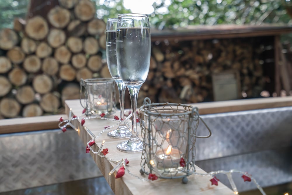 Charming 1-bed Lodge, Wood-burning Hot Tub