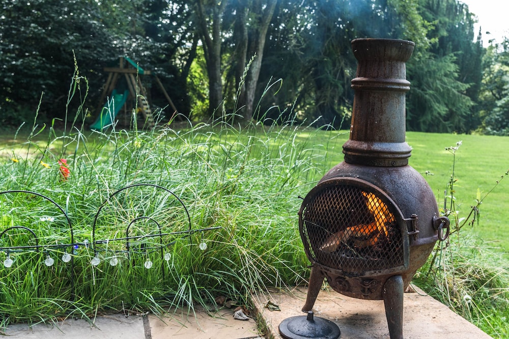 Charming 1-bed Lodge, Wood-burning Hot Tub