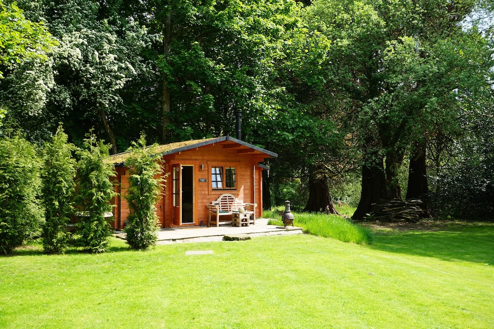 Garden view, Punch Tree Cabins, Couples, Wood Burning Hot Tub