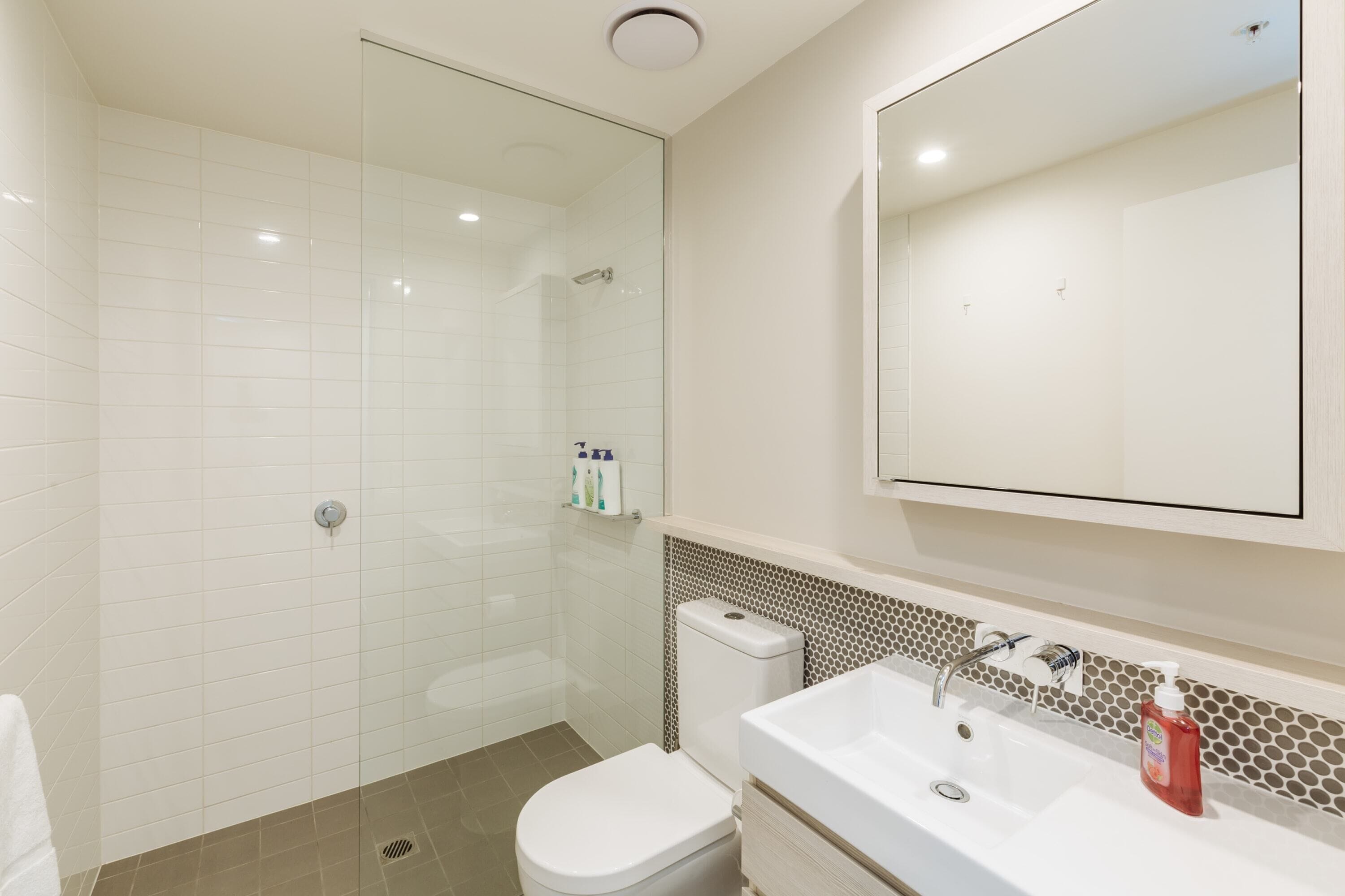 Deluxe Home W/views, King Beds, Free Parking&pool