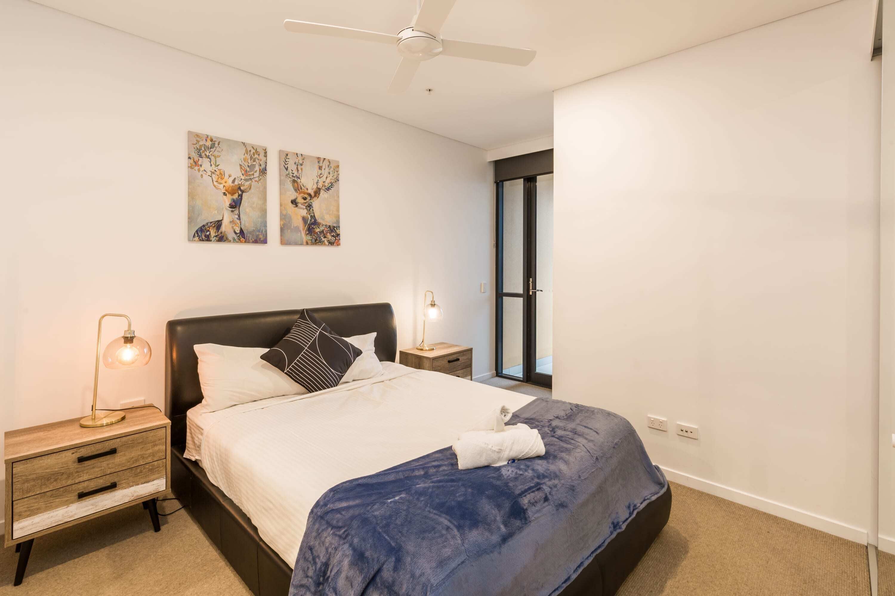 Gorgeous 2 Bed Apt-amazing Location, Free Parking