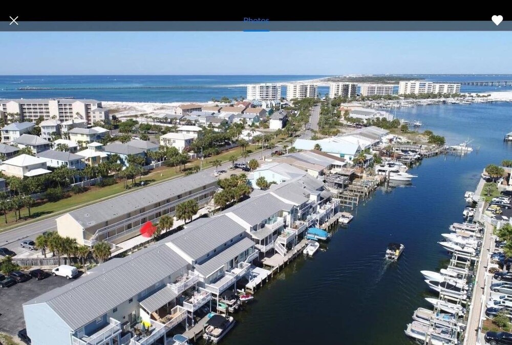 SeaSide Studio - 5 min walk to the beach!