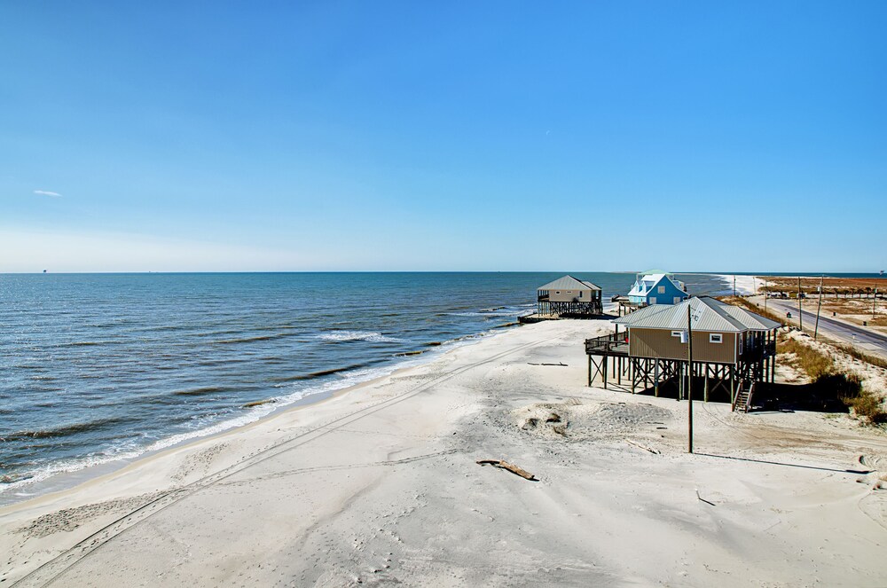 Island Escape – Updated, large, pet-friendly beach house right off the water!