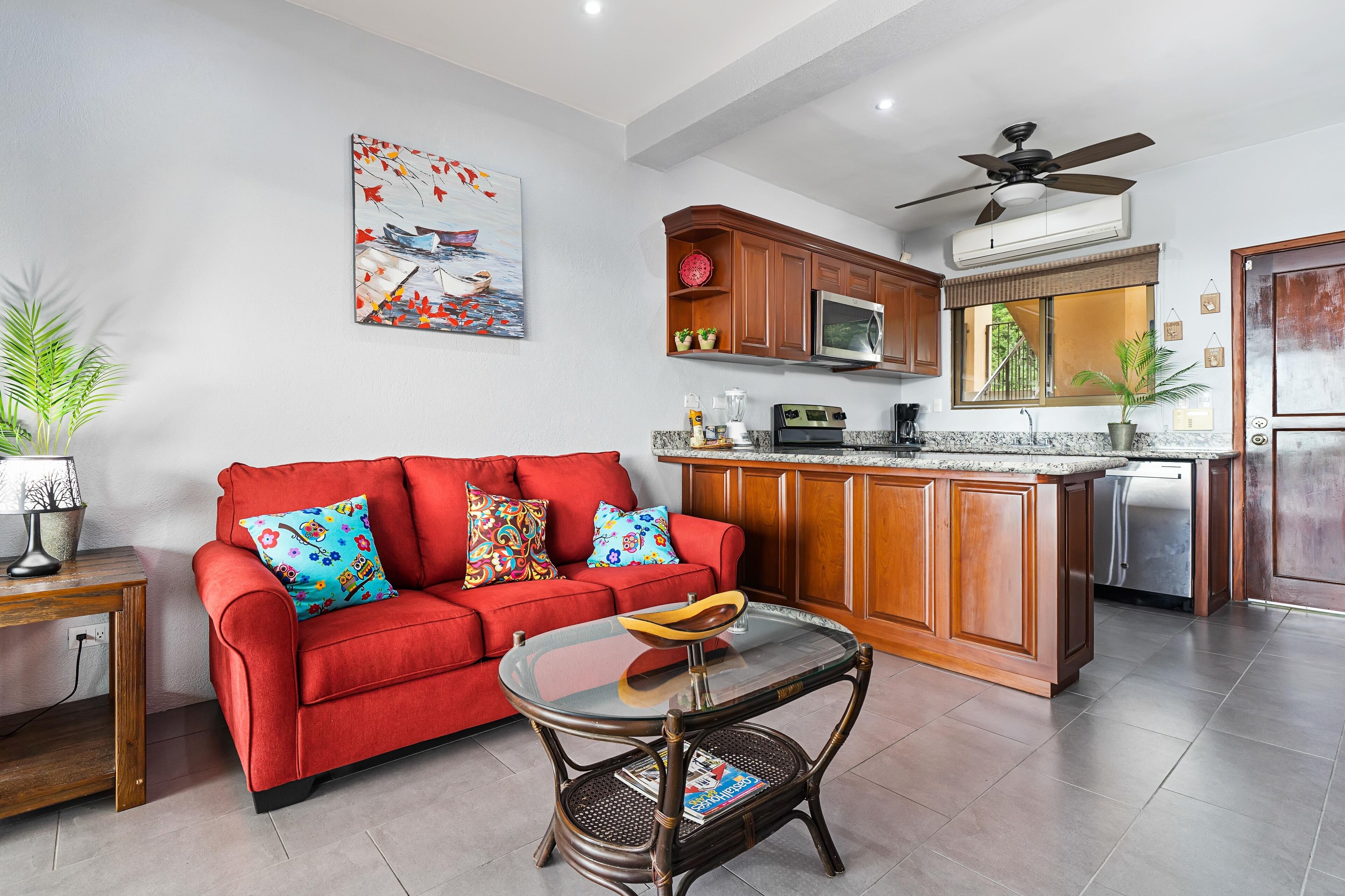 Divine Retreats 1 · Amazing 1 Bed Ocean View Condo Close To The Beach! in Potrero, Costa Rica