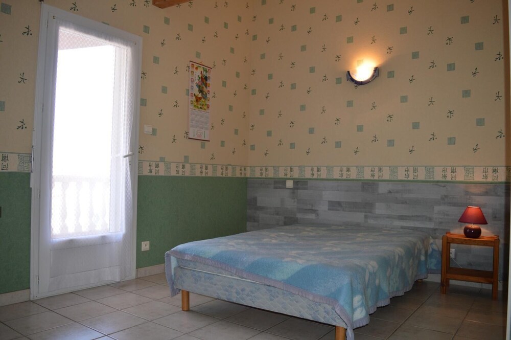 Villa 75 m2, 5.6 Pers 4 stars Private swimming pool 3 Bedrooms Air