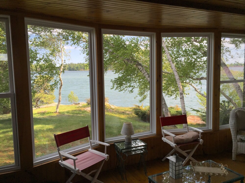 Private Island // Best views of the 1000 Islands! Leeds and the