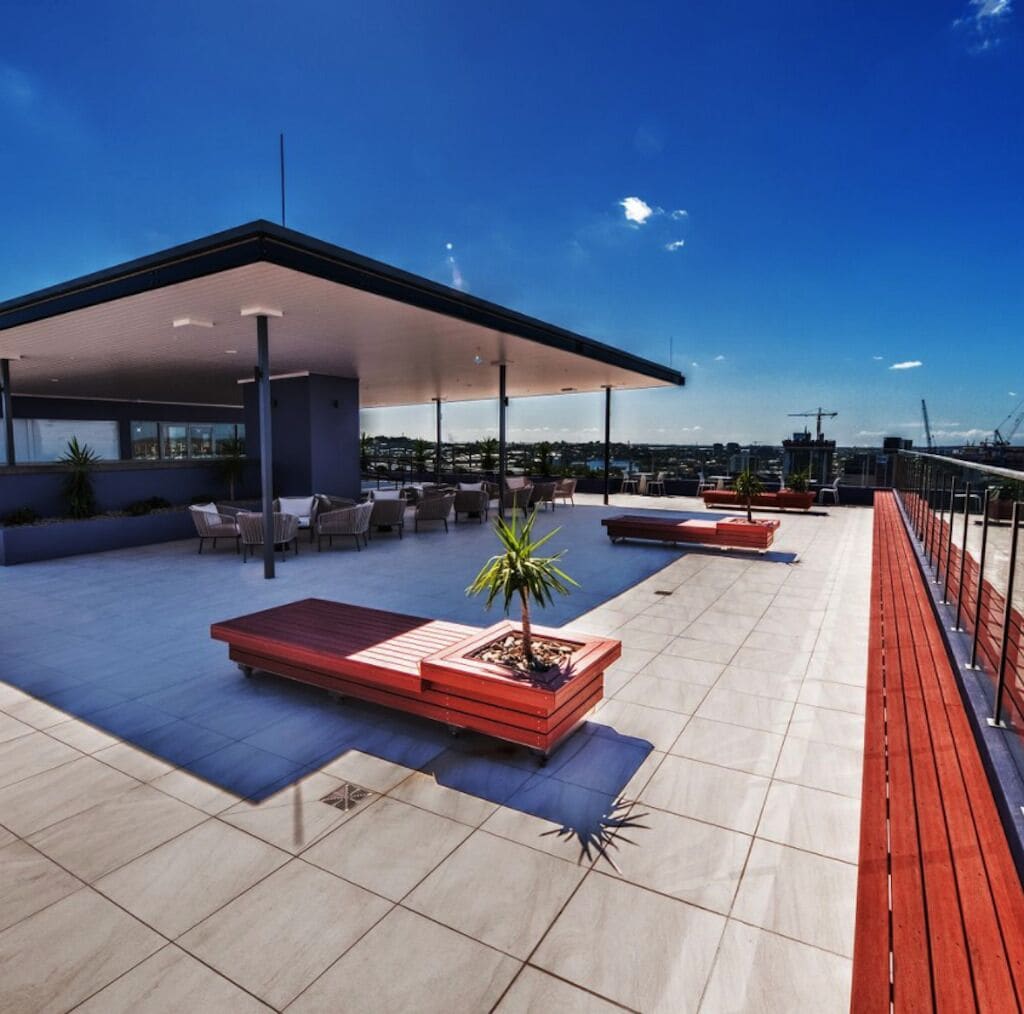 Brilliant Brisbane < 10 Mins CBD ~ 1bed/1bath/1car