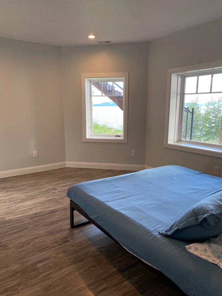 Complete Privacy on Flathead Lake