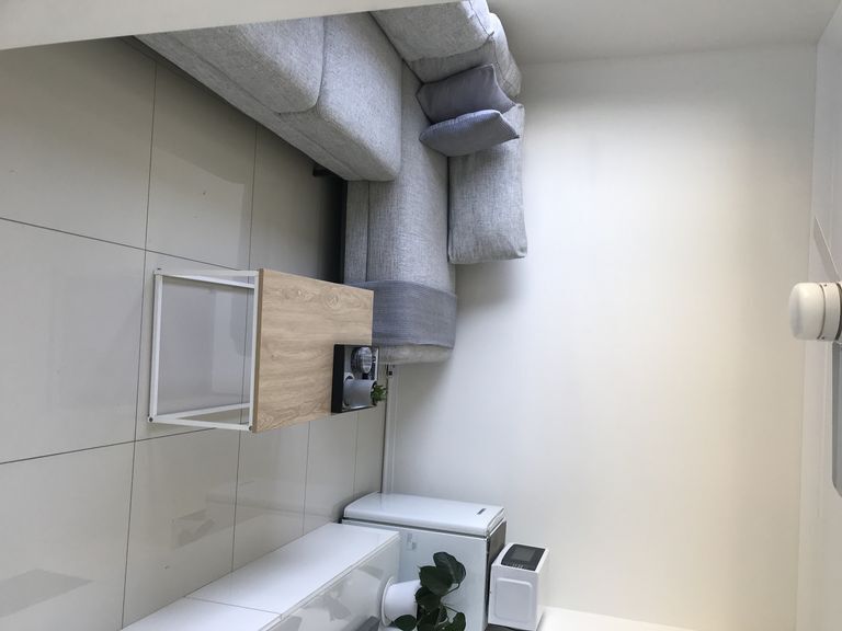 Private & modern guest suite