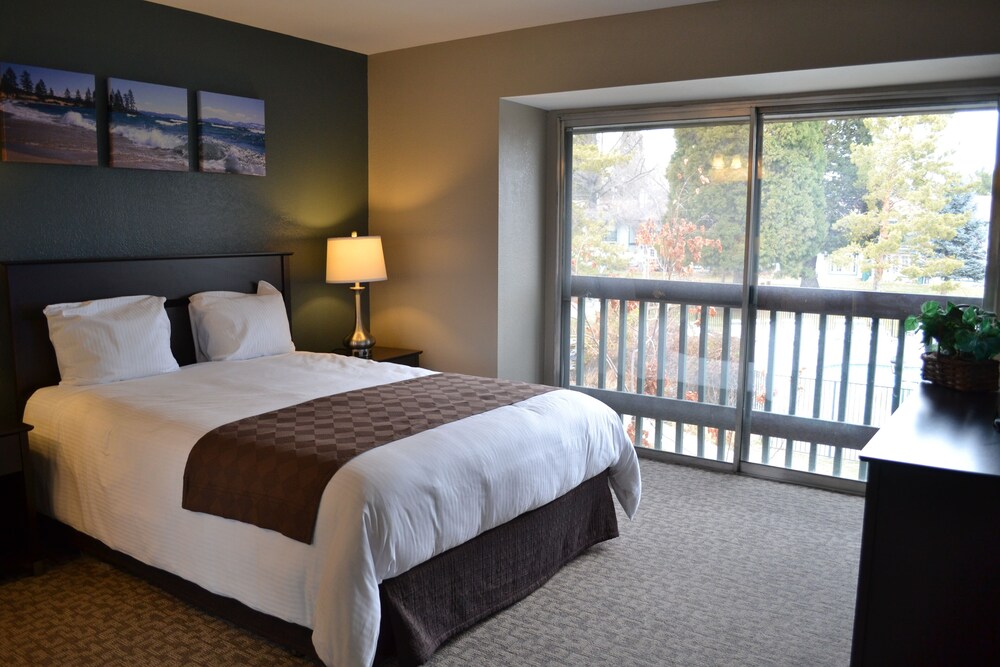 Fully Furnished Condo in Reno, NV! Sparks Abritel