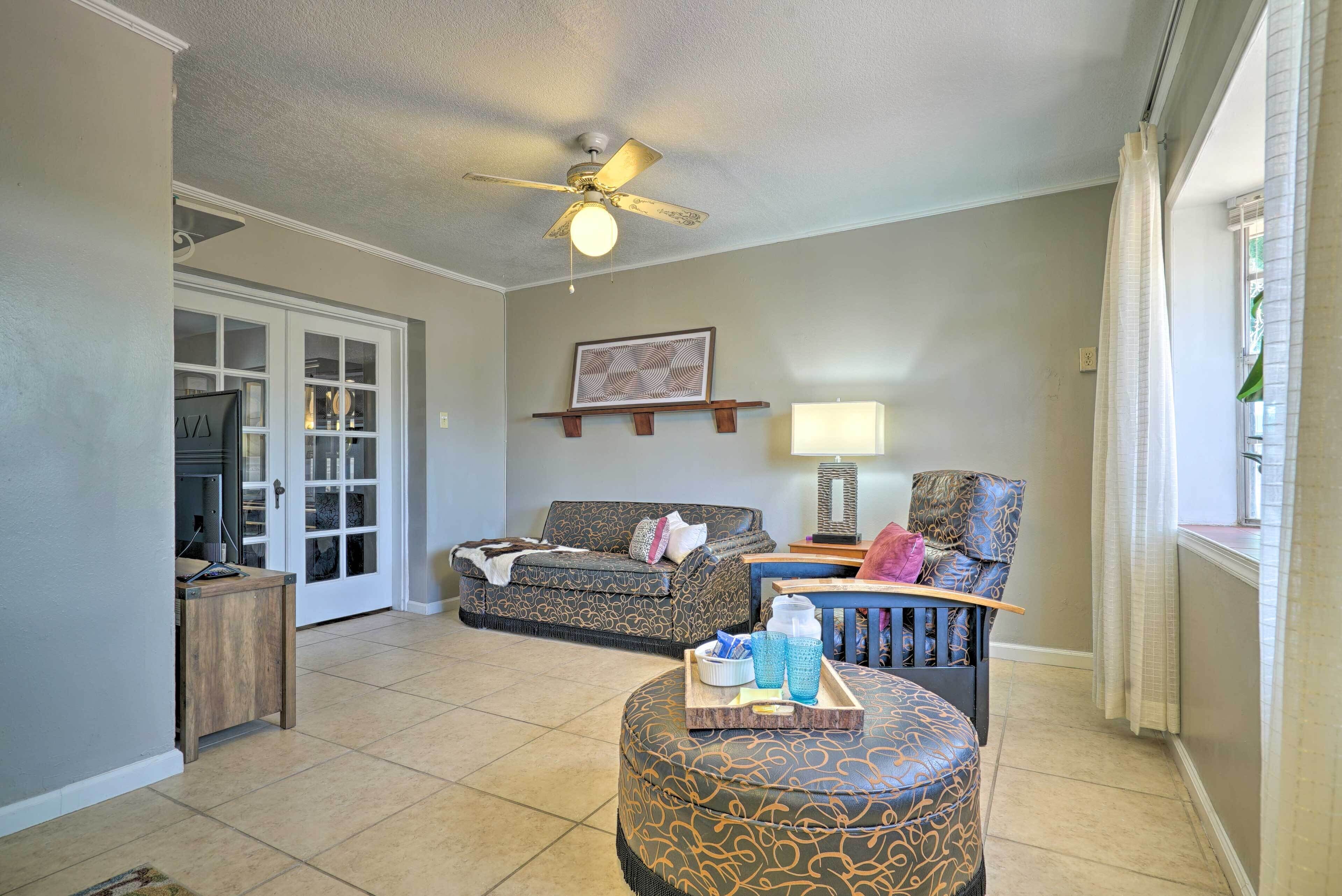 New! El Paso Home w/ Backyard + Outdoor Fireplace! in El Paso, United States