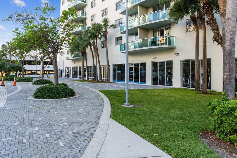 Spacious Luxury Condos Sunny Isles beach by RedAwning