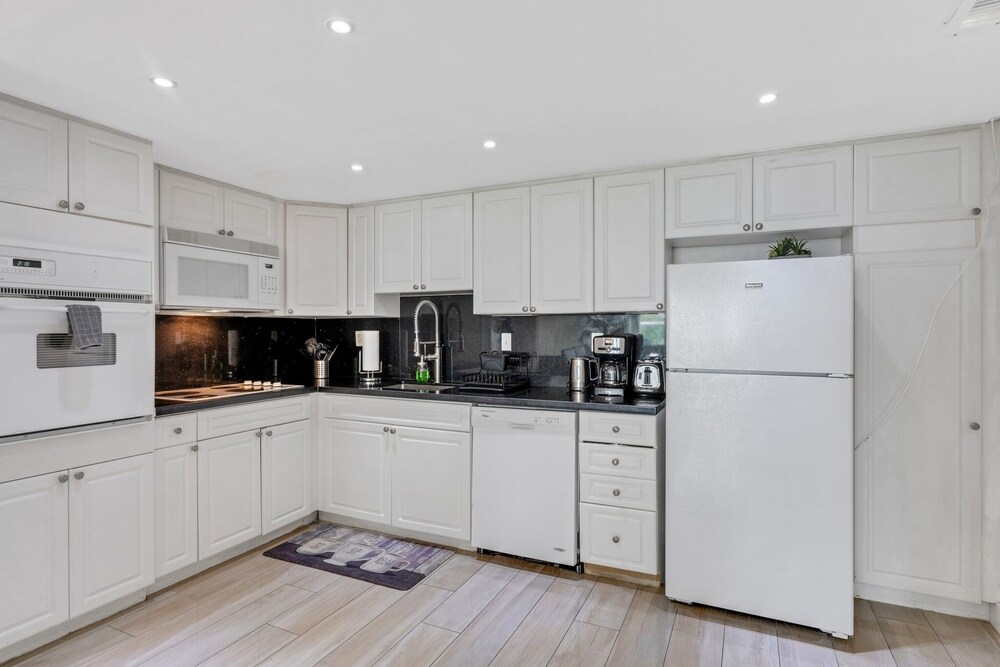 Spacious Luxury Condos Sunny Isles beach by RedAwning