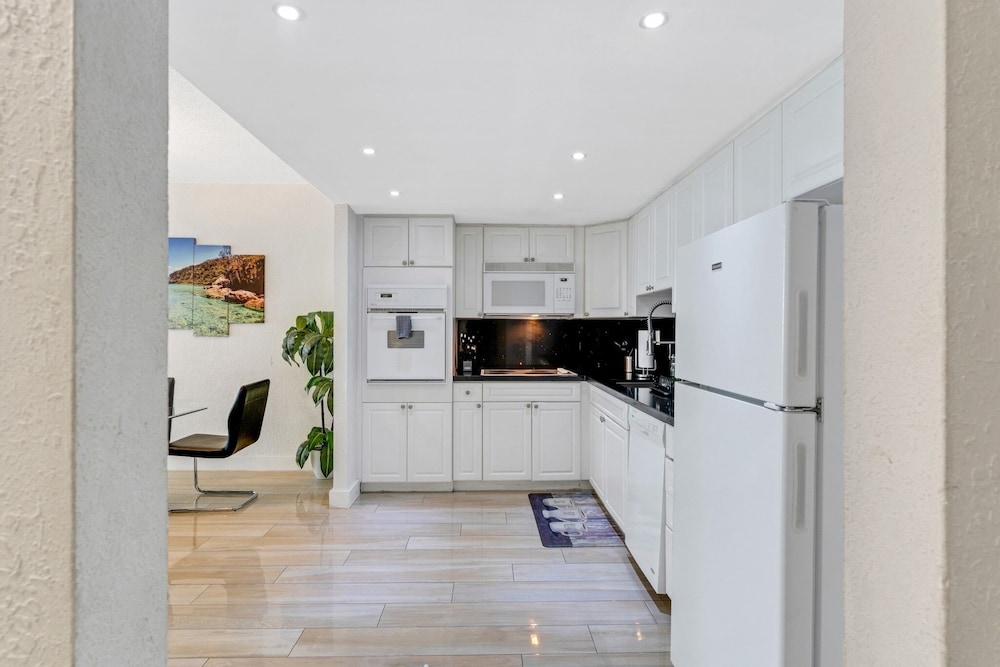 Spacious Luxury Condos Sunny Isles beach by RedAwning