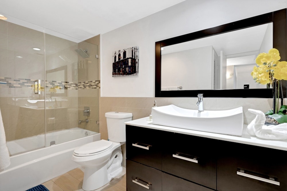 Spacious Luxury Condos Sunny Isles beach by RedAwning