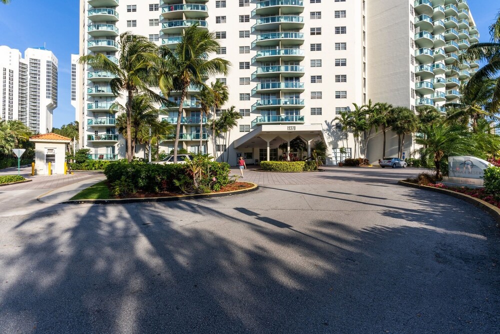 Spacious Luxury Condos Sunny Isles beach by RedAwning