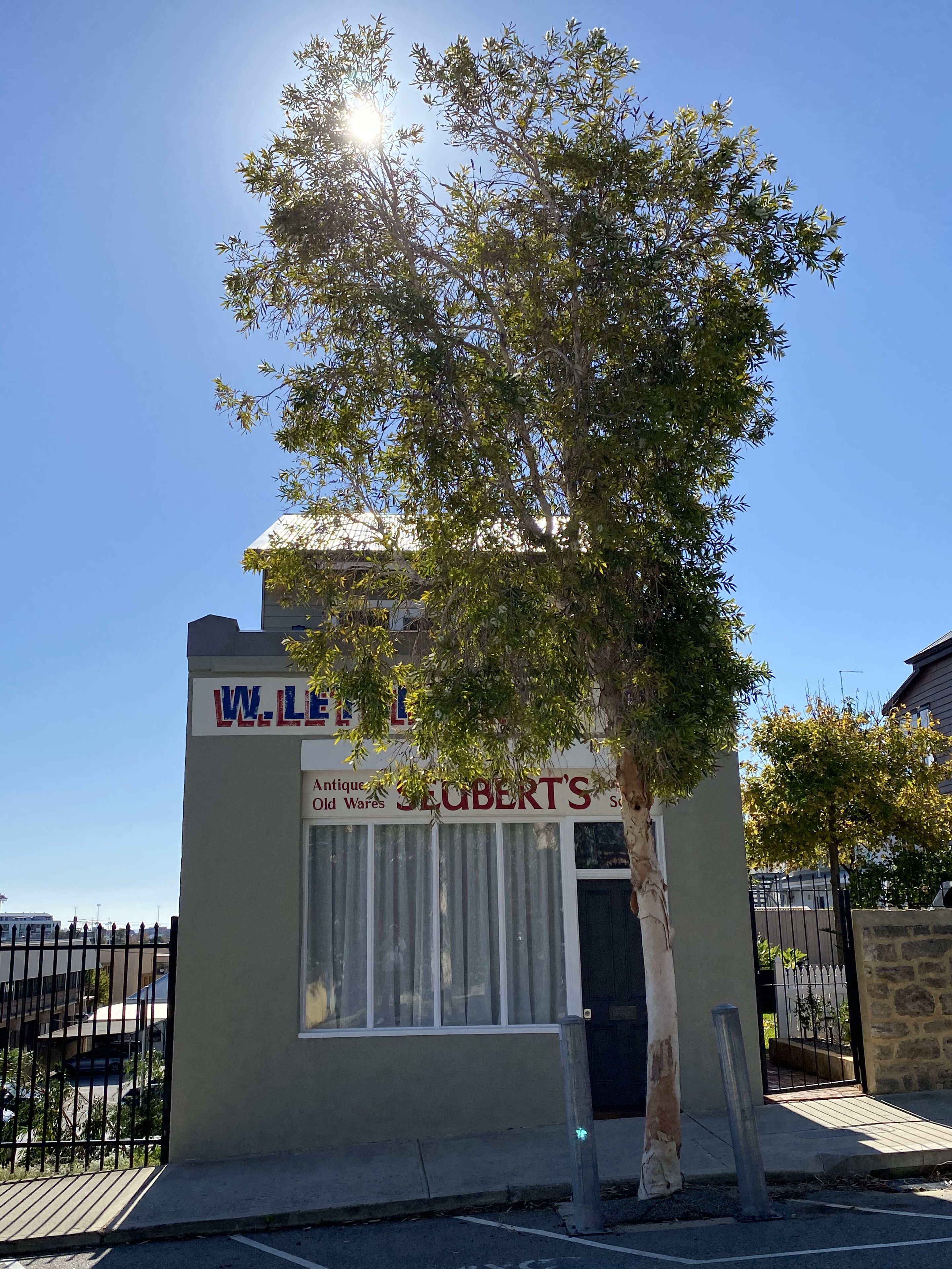 Le Cherche-midi Fremantle Bed & Breakfast