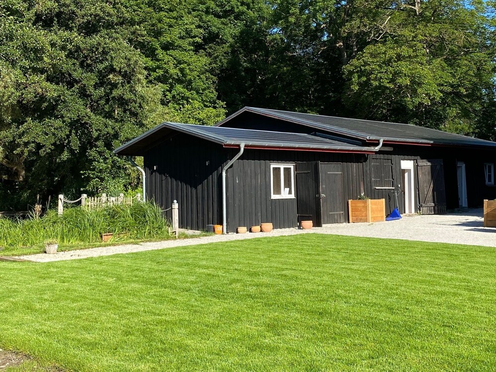 Ferienhaus Am Schaalsee Das Bruckenhaus Ein Traum Aus Ruhe Und Gelassenheit In Zarrentin Am Schaalsee Hotel Rates Reviews On Orbitz