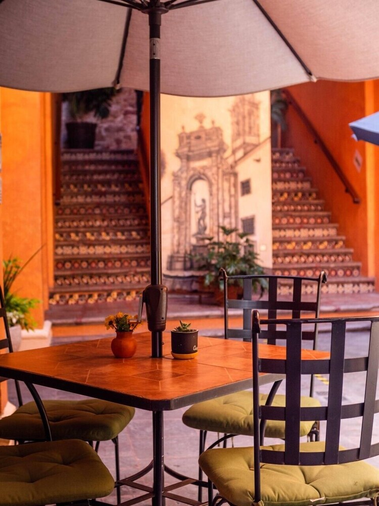 Hotel Mesón Santa Clara