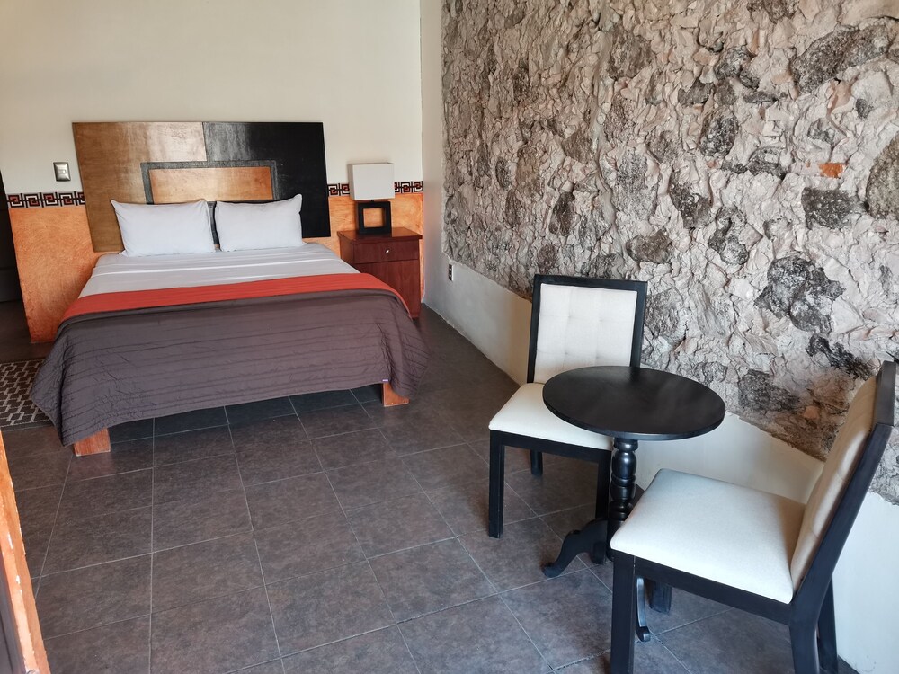 Hotel Mesón Santa Clara