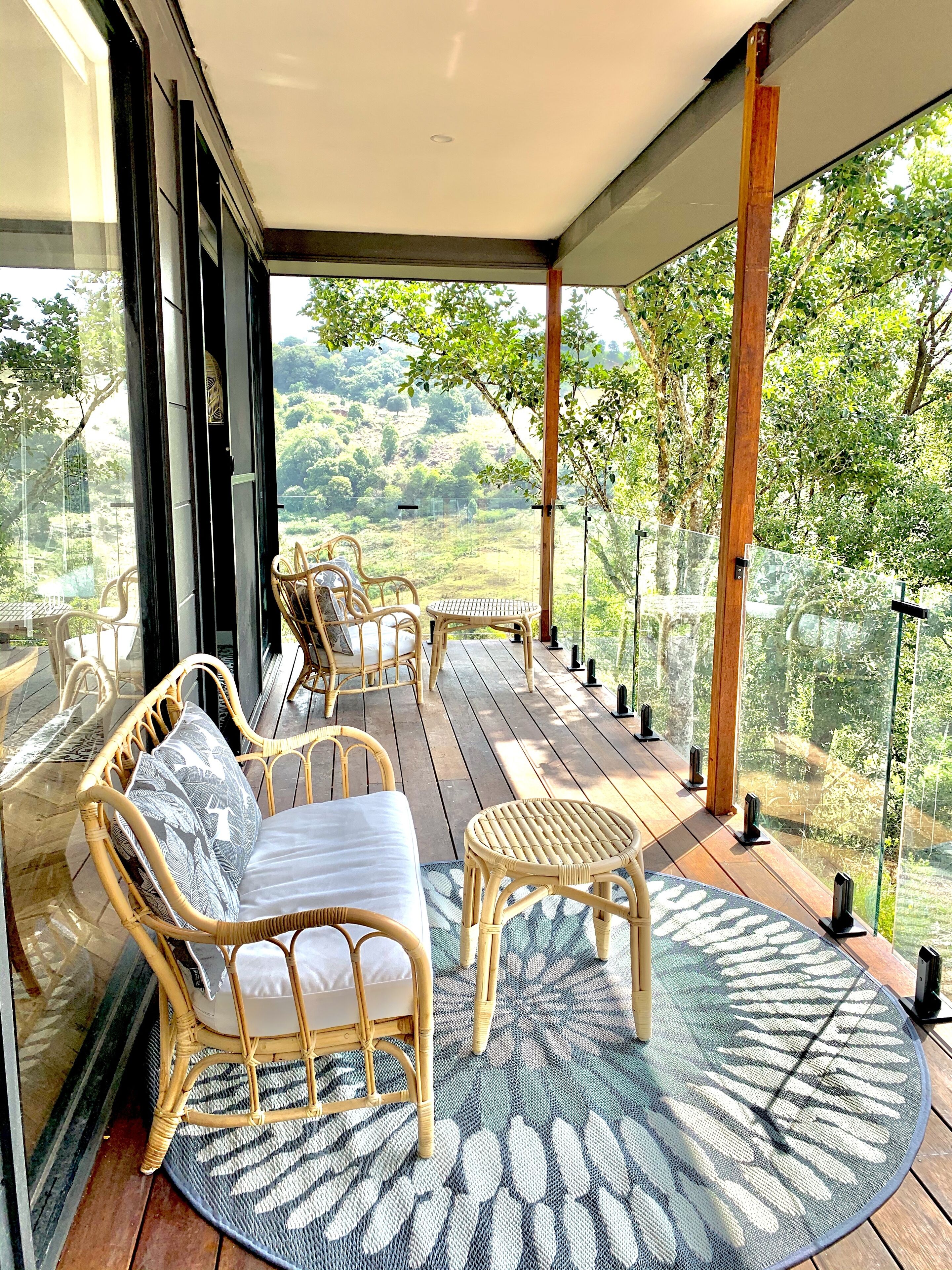 Fletchers Ridge Luxury Cabin, Fireplace, Valley Views, Full Kitchen, Pets Ok!