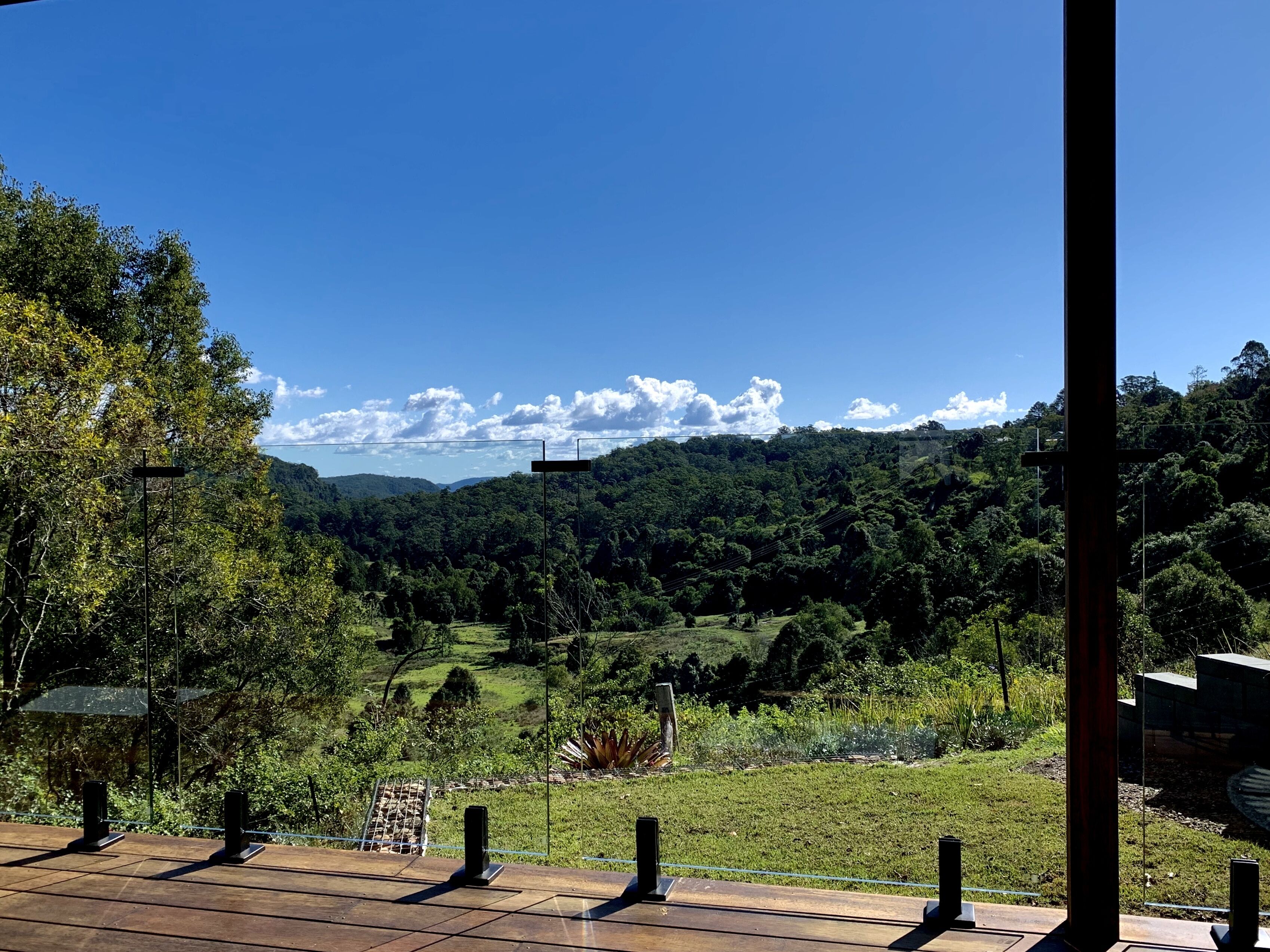 Fletchers Ridge Luxury Cabin, Fireplace, Valley Views, Full Kitchen, Pets Ok!