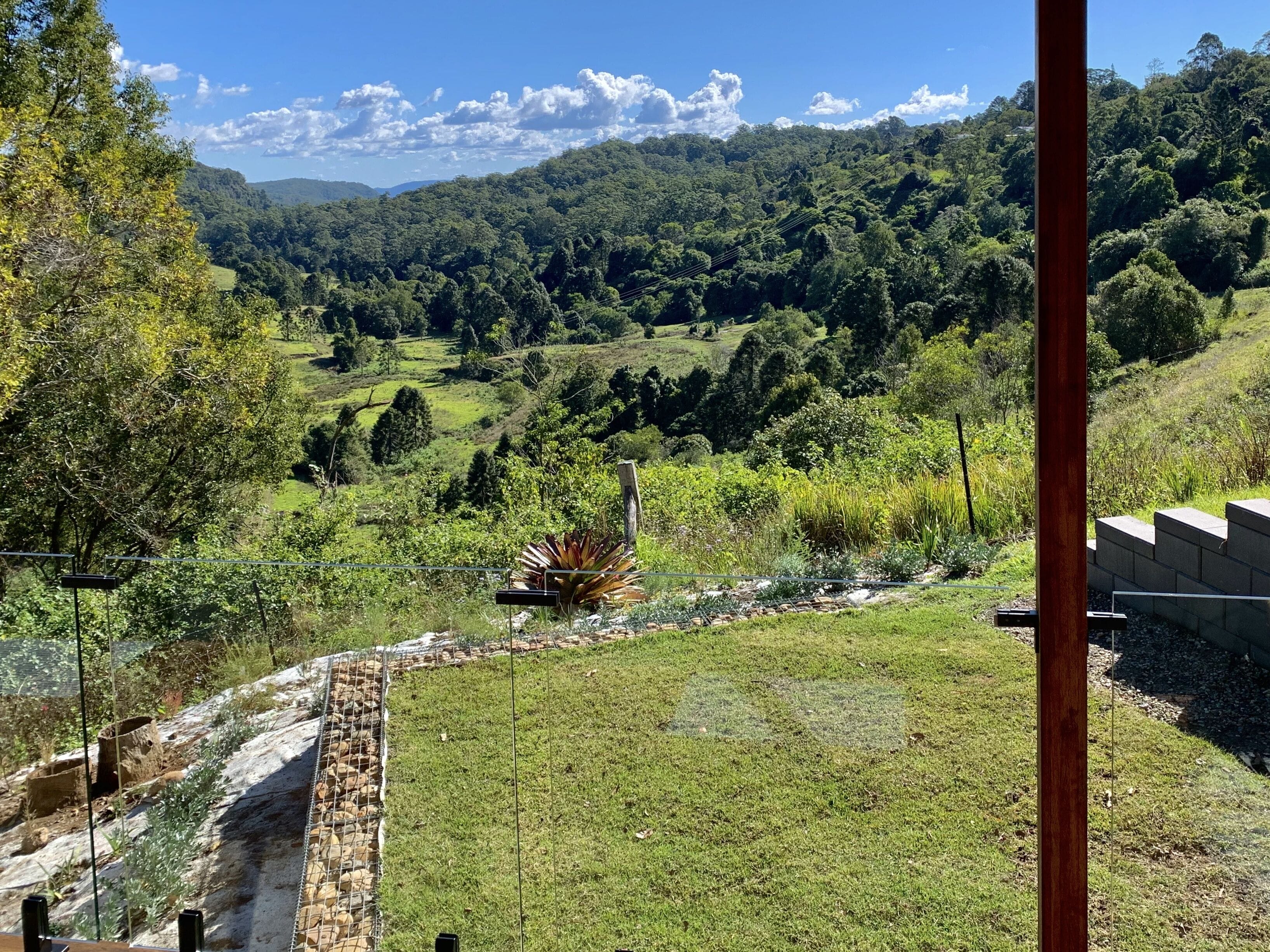 Fletchers Ridge Luxury Cabin, Fireplace, Valley Views, Full Kitchen, Pets Ok!