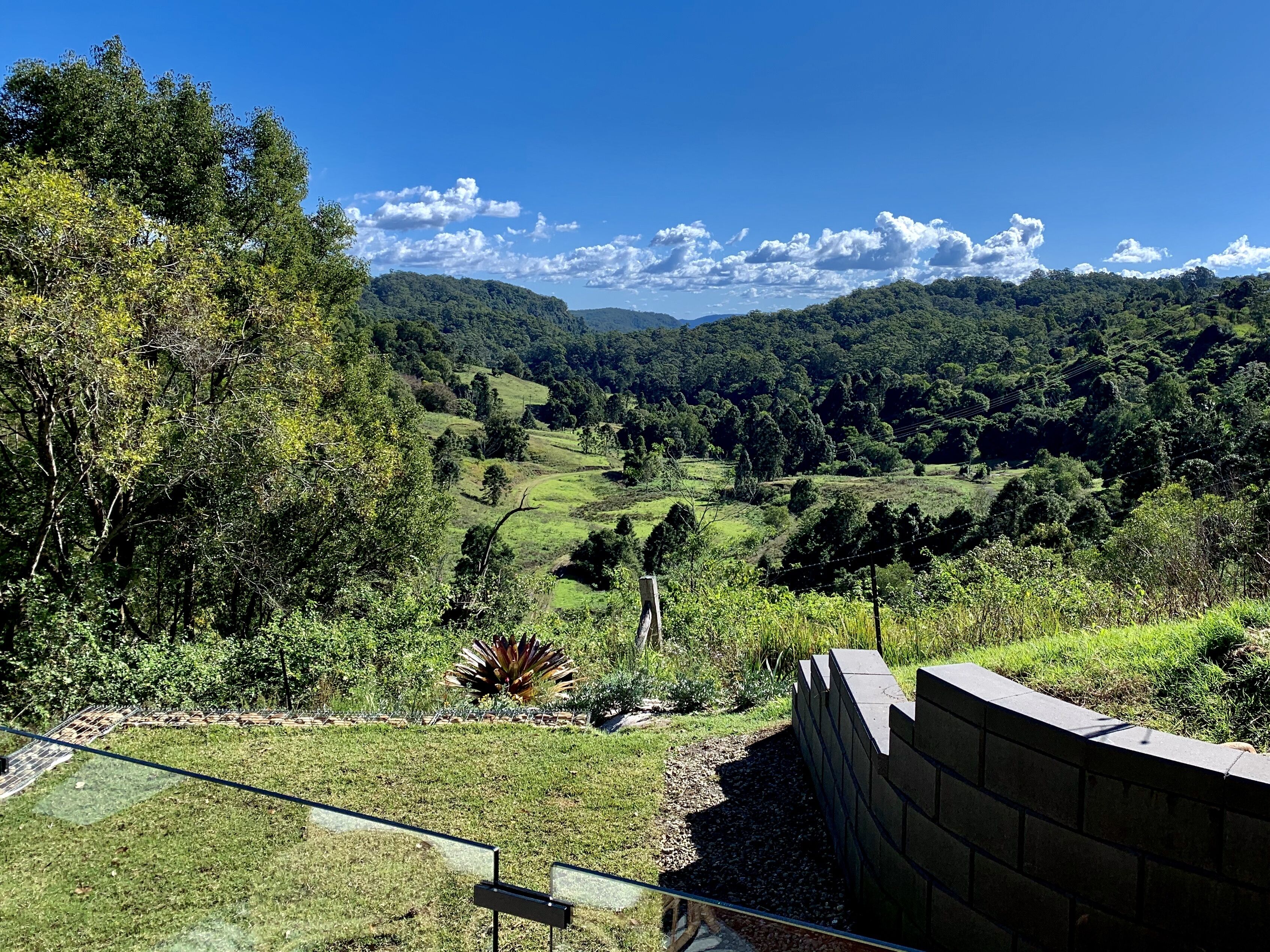 Fletchers Ridge Luxury Cabin, Fireplace, Valley Views, Full Kitchen, Pets Ok!