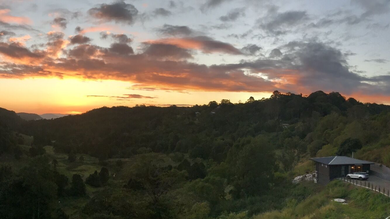 Fletchers Ridge Luxury Cabin, Fireplace, Valley Views, Full Kitchen, Pets Ok!