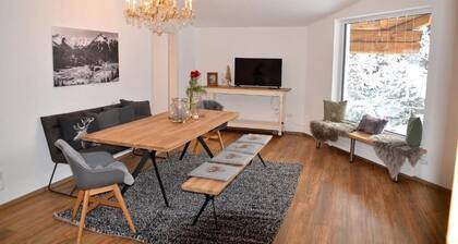 Waldcafe - Das Chalet am See