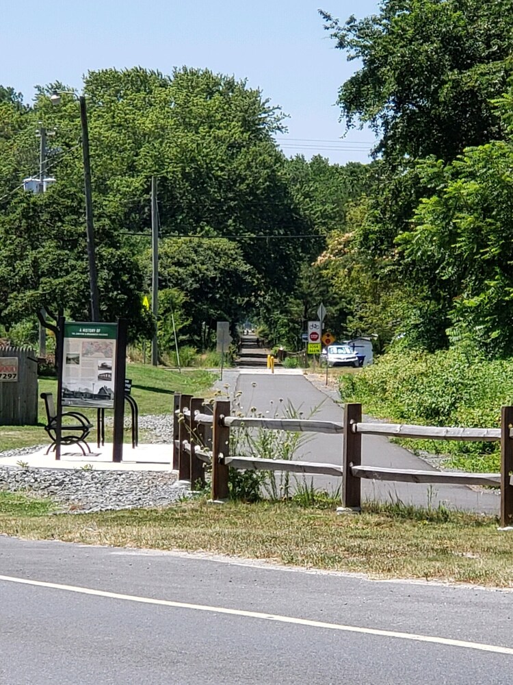 Ideal Lewes location, east of 1, near trails & historic area. Book Spring now! 