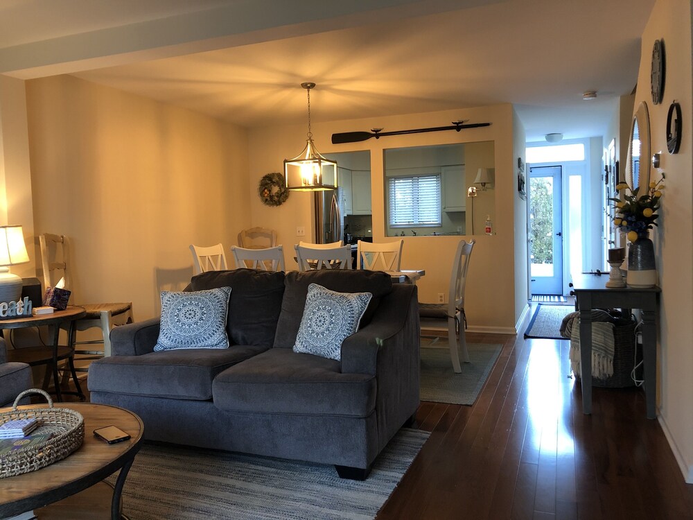 Ideal Lewes location, east of 1, near trails & historic area. Book Spring now! 
