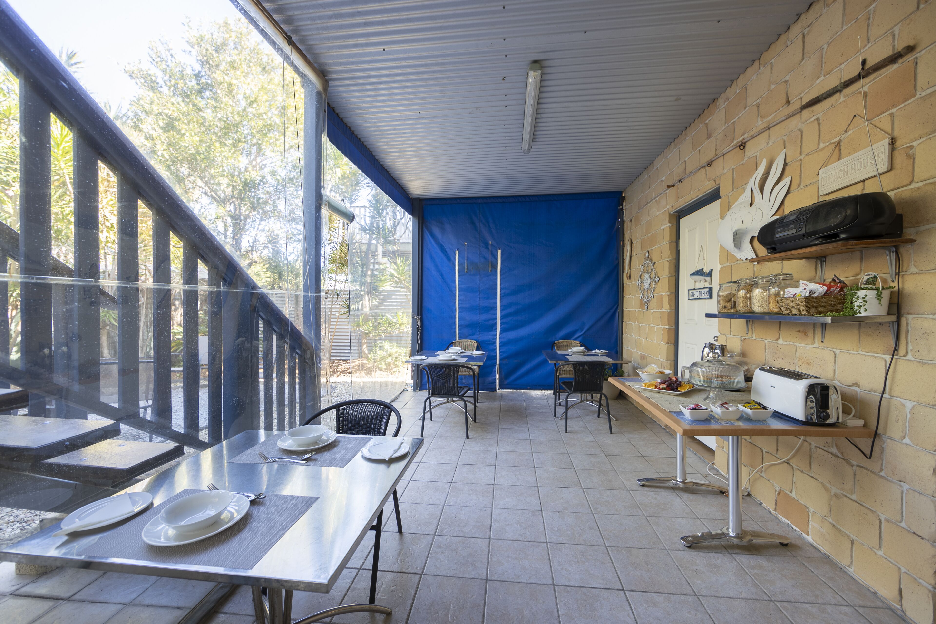 Beach House Bed & Breakfast